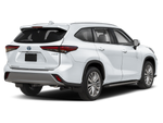 2023 Toyota Highlander Hybrid Platinum