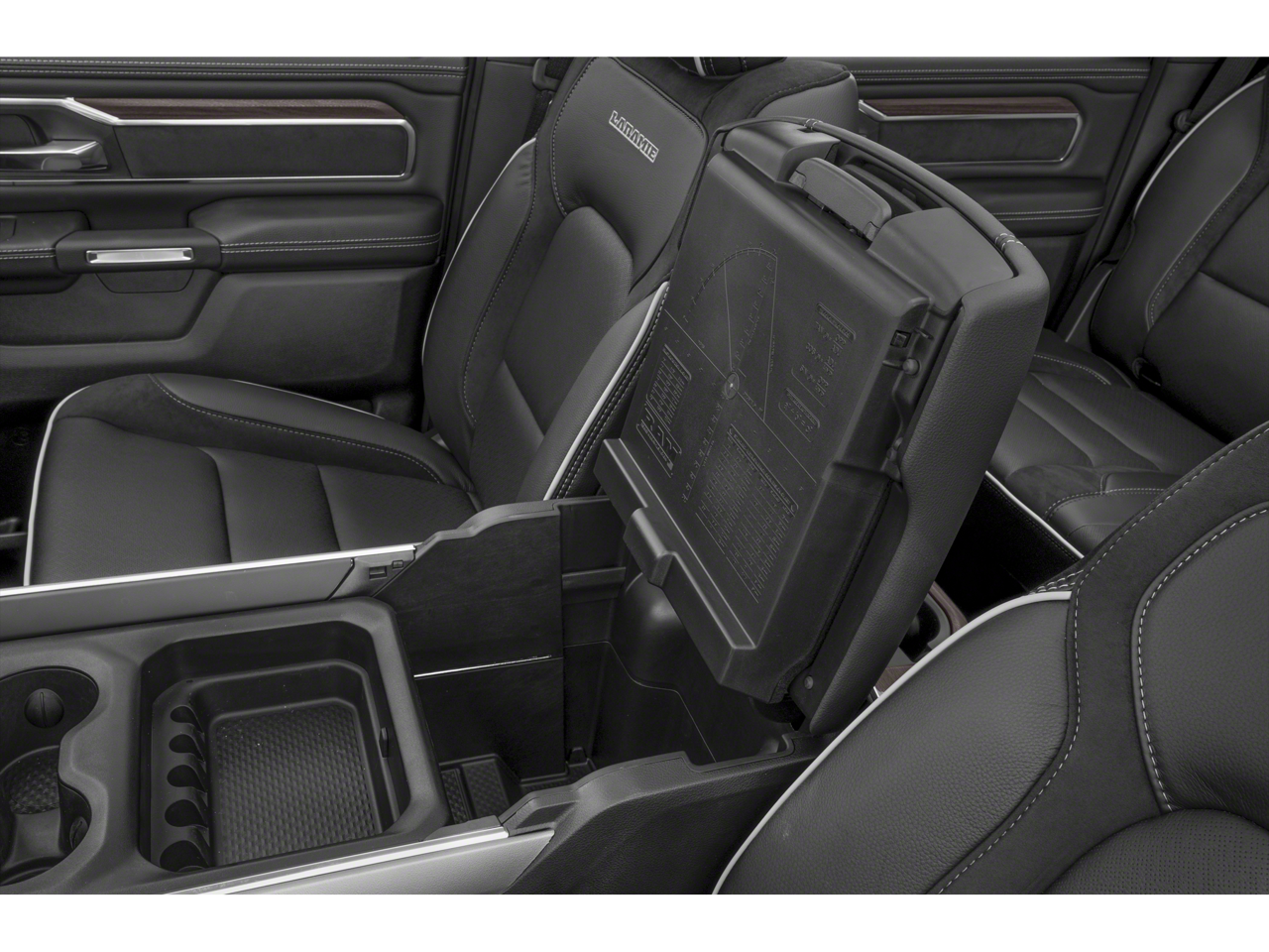 2026 RAM 1500 Laramie - Photo 10