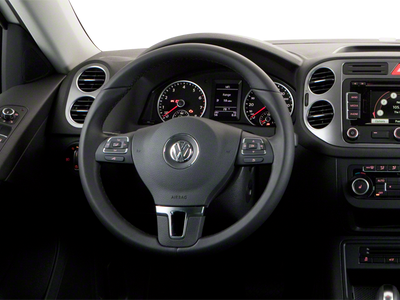 2011 Volkswagen Tiguan SE
