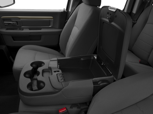 2017 RAM 1500 SLT Quad Cab 4x2 6'4' Box
