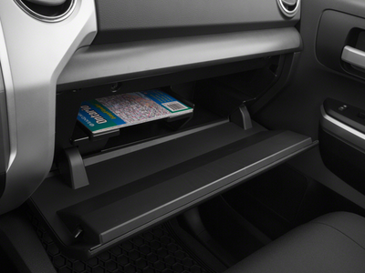 2017 Toyota Tundra SR5 5.7L V8