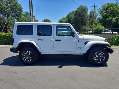 2025 Jeep Wrangler 4-Door Sahara 4x4