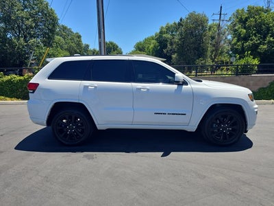 2021 Jeep Grand Cherokee Laredo X 4x4