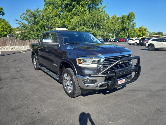 2020 RAM 1500 Laramie Crew Cab 4x4 5'7' Box