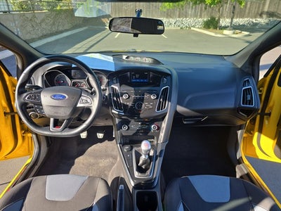 2018 Ford Focus ST ST