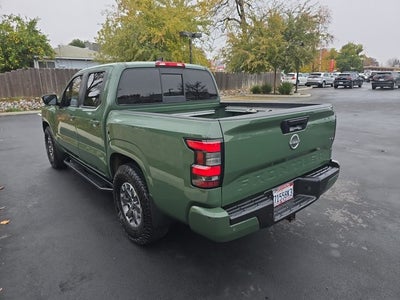 2022 Nissan Frontier Crew Cab SV 4x2