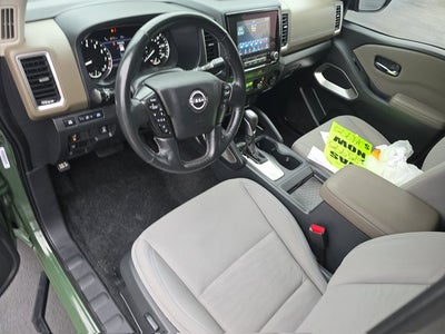 2022 Nissan Frontier Crew Cab SV 4x2