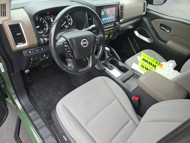 2022 Nissan Frontier Crew Cab SV 4x2