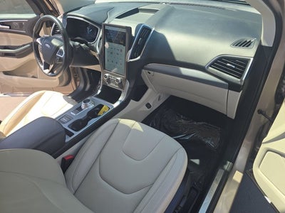 2021 Ford Edge Titanium