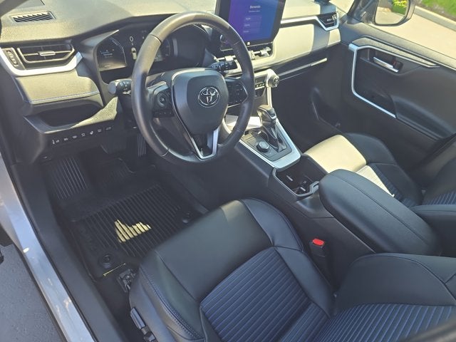 2025 Toyota RAV4 Hybrid XSE