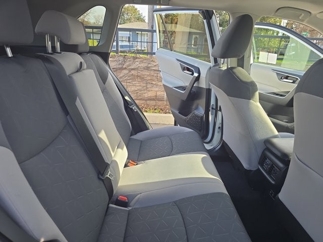 2019 Toyota RAV4 Hybrid XLE