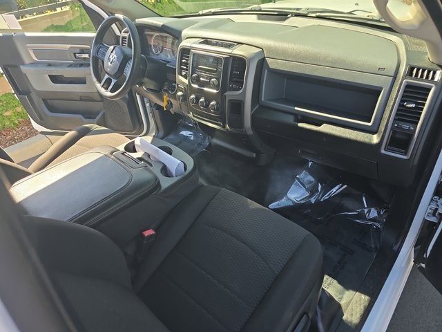 2020 RAM 1500 Classic Tradesman Regular Cab 4x2 8' Box