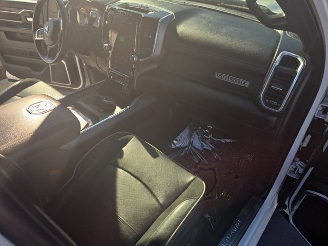 2022 RAM 2500 Laramie Crew Cab 4x4 6'4' Box