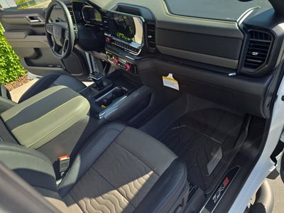 2024 Chevrolet Silverado 1500 4WD Crew Cab Short Bed ZR2