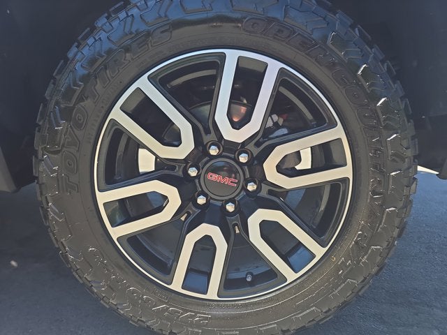 2024 GMC Sierra 1500 4WD Crew Cab Short Box AT4