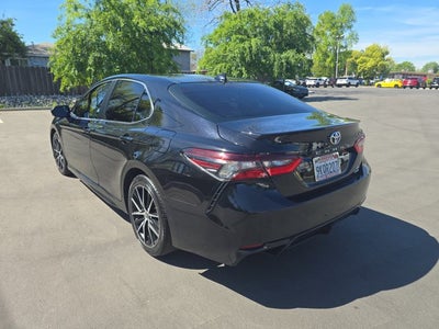 2022 Toyota Camry SE AWD