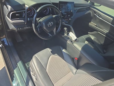 2022 Toyota Camry SE AWD