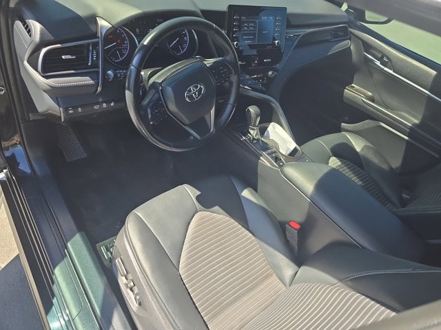 2022 Toyota Camry SE AWD