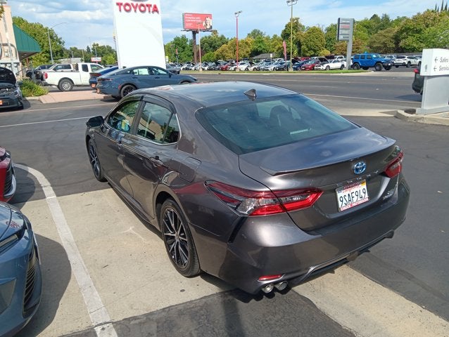 2023 Toyota Camry Hybrid SE