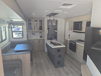 2025 Rockwood Signature Base