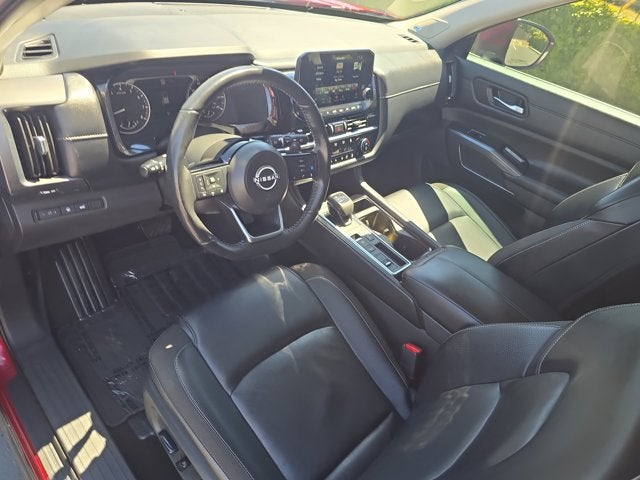 2024 Nissan Pathfinder SL FWD