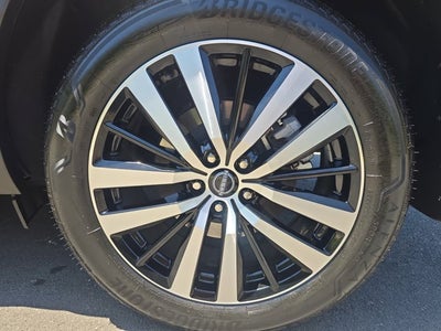 2023 Nissan Pathfinder Platinum 4WD