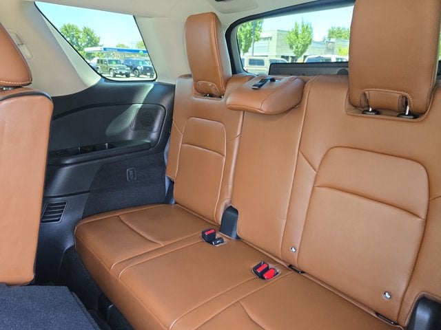 2023 Nissan Pathfinder Platinum 4WD