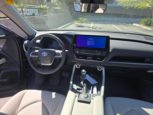 2026 Toyota Grand Highlander Hybrid XLE