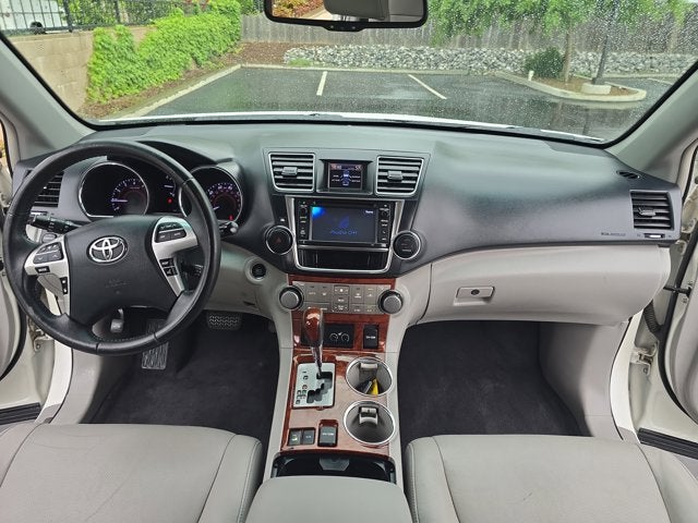 2013 Toyota Highlander Limited V6