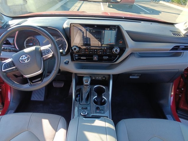 2022 Toyota Highlander Limited