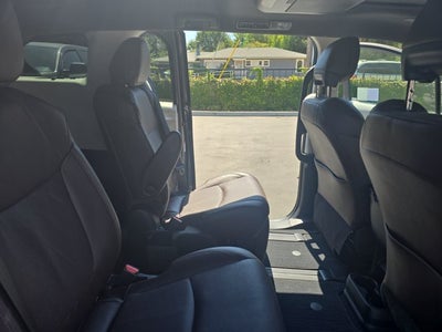 2022 Toyota Sienna Platinum