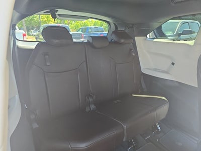 2022 Toyota Sienna Platinum
