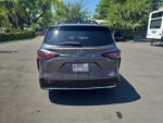 2022 Toyota Sienna Platinum