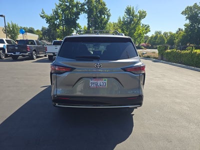 2026 Toyota Sienna Platinum