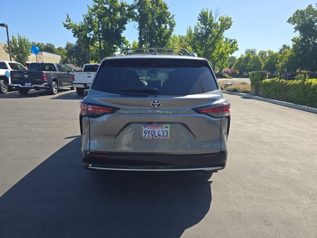 2026 Toyota Sienna Platinum