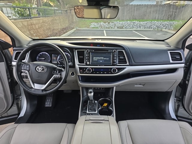 2017 Toyota Highlander XLE