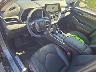 2026 Toyota Highlander Limited
