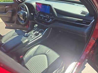 2026 Toyota Highlander XSE