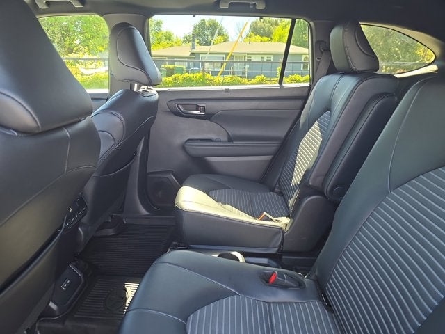 2025 Toyota Highlander XSE