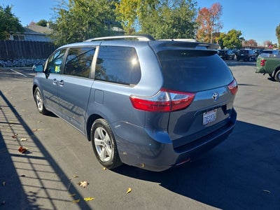 2017 Toyota Sienna LE 8 Passenger
