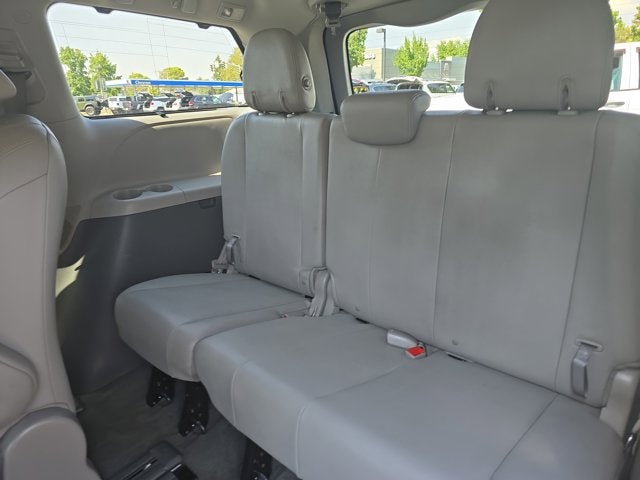 2019 Toyota Sienna XLE 8 Passenger