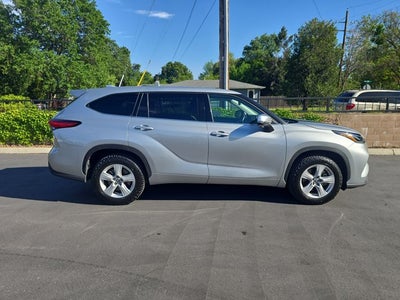 2021 Toyota Highlander LE
