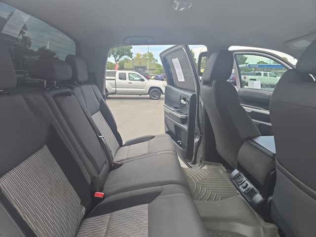 2016 Toyota Tundra SR5 5.7L V8