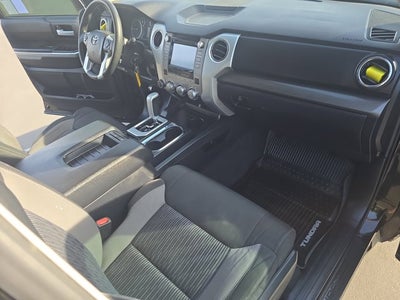 2017 Toyota Tundra SR5 5.7L V8