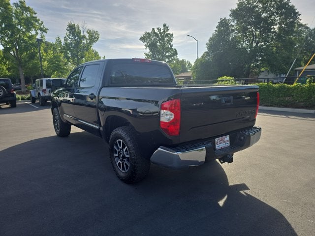 2017 Toyota Tundra SR5 5.7L V8