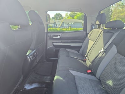 2017 Toyota Tundra SR5 5.7L V8