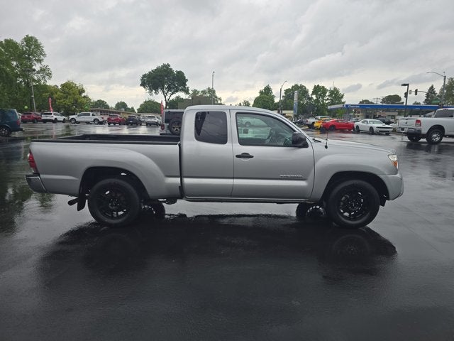2013 Toyota Tacoma Base
