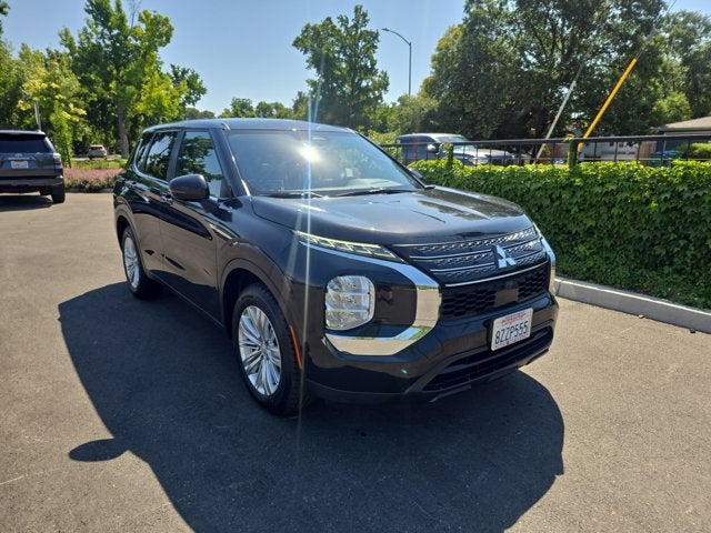 2022 Mitsubishi Outlander ES 2.5 2WD