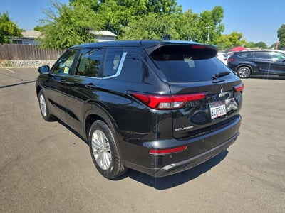 2022 Mitsubishi Outlander ES 2.5 2WD