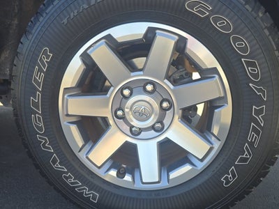 2014 Toyota FJ Cruiser 4WD 4dr Auto (Natl)